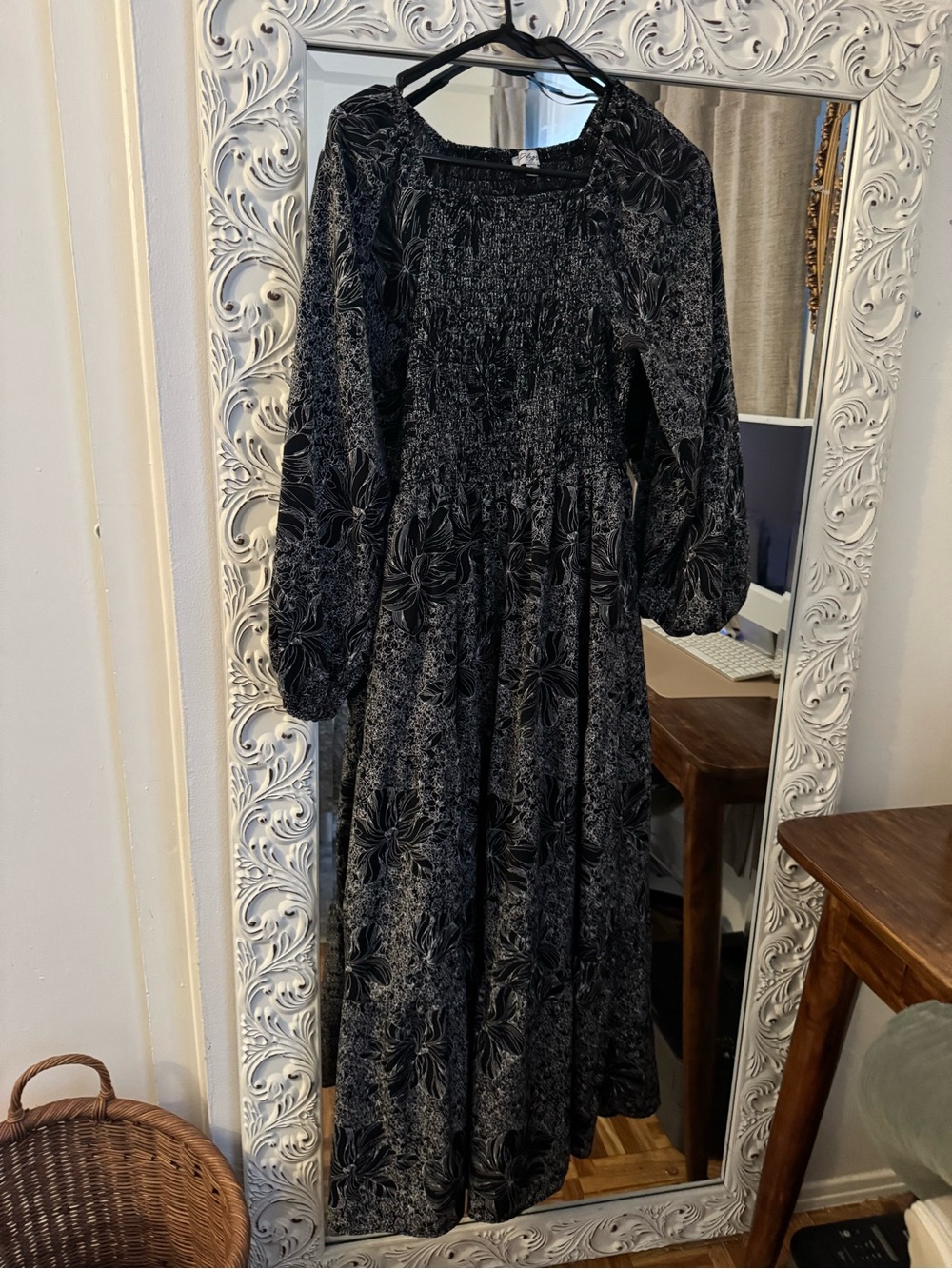 HENLY Boutique Black Floral Square-Neck Midi Dress - Picture 4 of 4